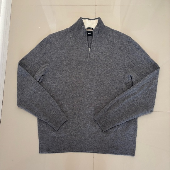 HUGO BOSS $199 Wool Cashmere Men Sweater with Zip Neck Grey Size L